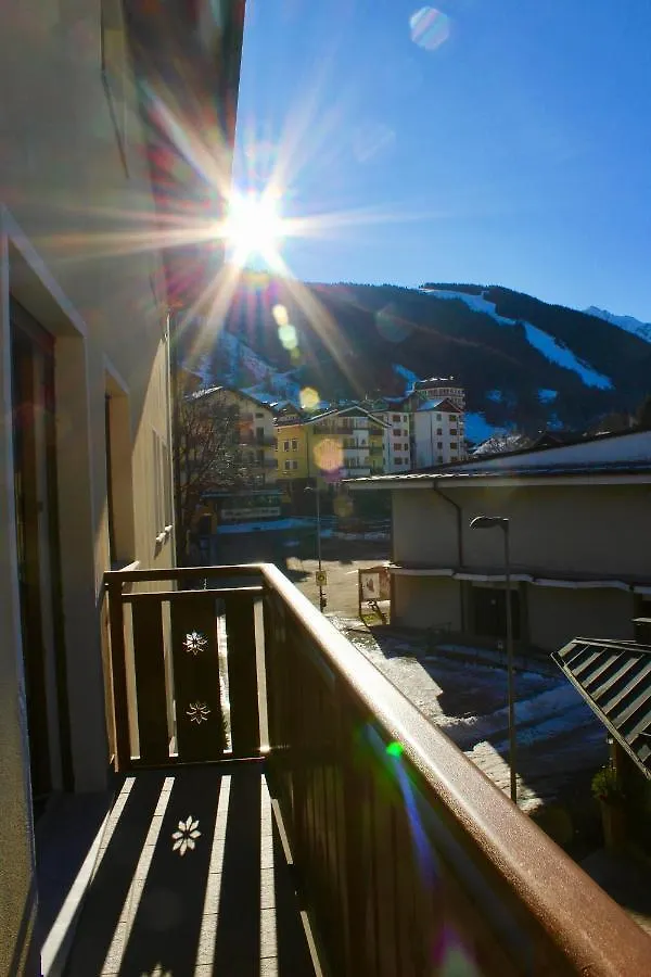 אפריקה B&B Penak Mountain Wellness לינה וארוחת בוקר